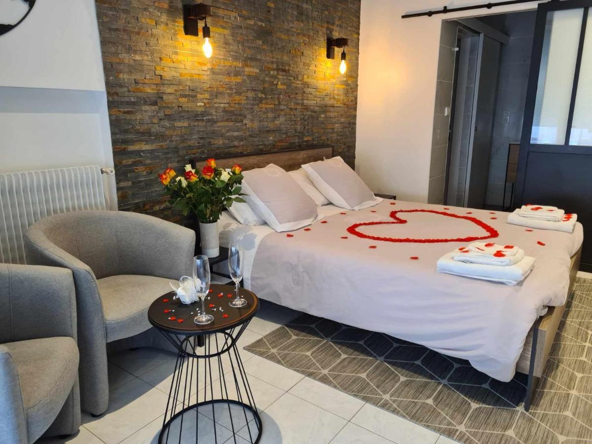 Au Bonheur Des Ruelles Bed & Breakfast Monpazier Dış mekan fotoğraf
